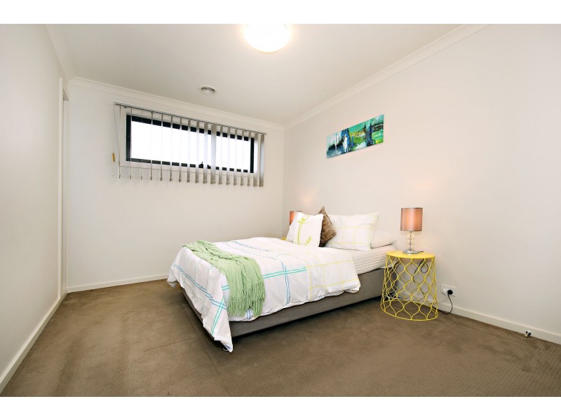 11 Amore Drive, Sunshine West VIC 3020