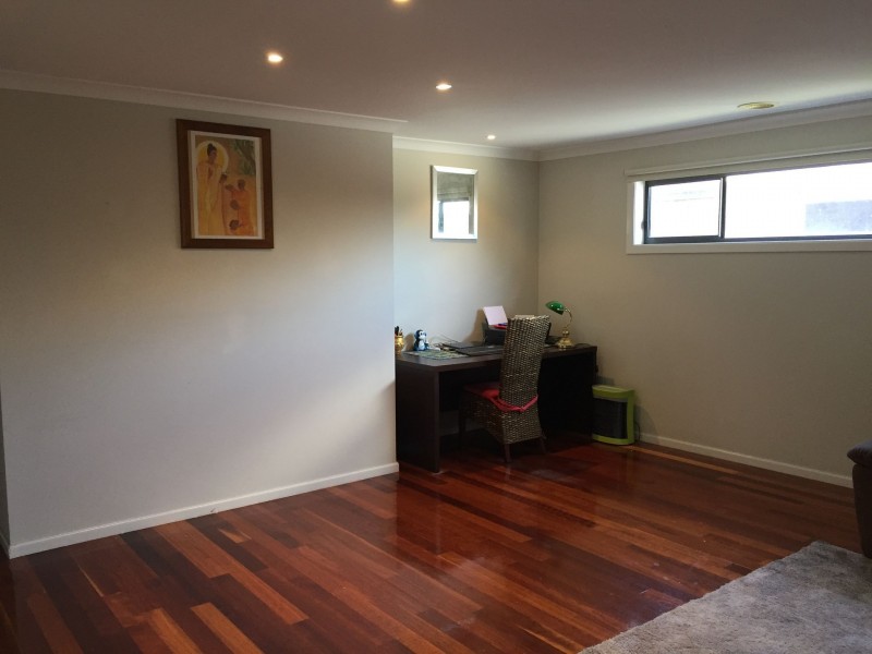 8 Errindura Place, Caroline Springs VIC 3023