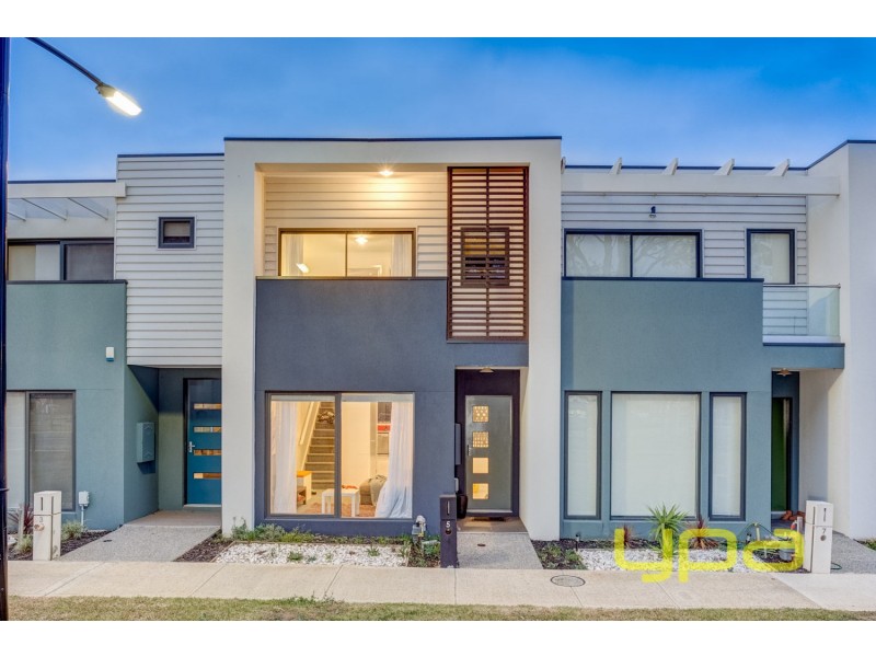 5 Armstrong Walk, Plumpton VIC 3335