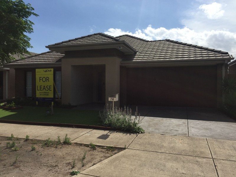 74 Lawson Way, Caroline Springs VIC 3023