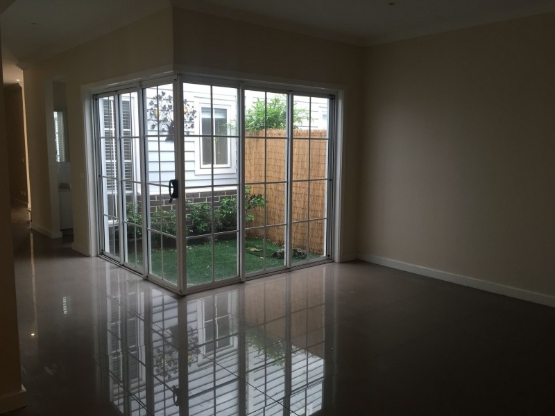 13/7 Toolondo Close, Caroline Springs VIC 3023