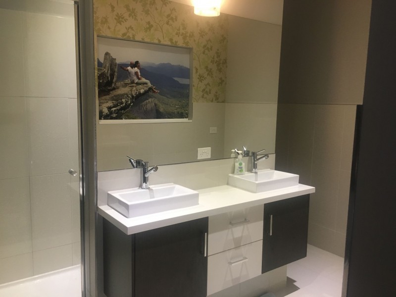 11 Beaconsfield Lane, Caroline Springs VIC 3023