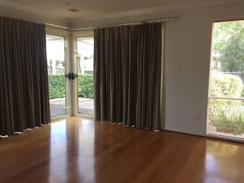 6 Cassan Way, Caroline Springs VIC 3023