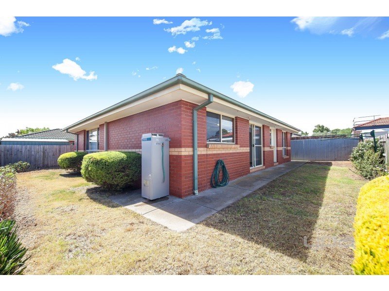 2/21 Church Street, Werribee VIC 3030