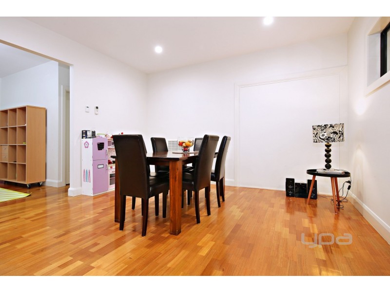 26 The Esplanade, Taylors Hill VIC 3037