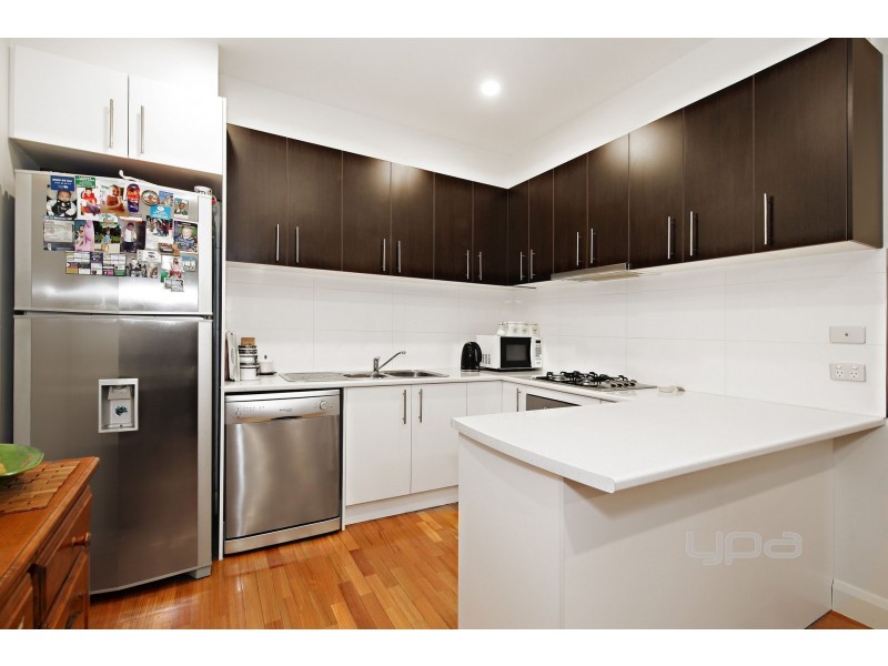 26 The Esplanade, Taylors Hill VIC 3037