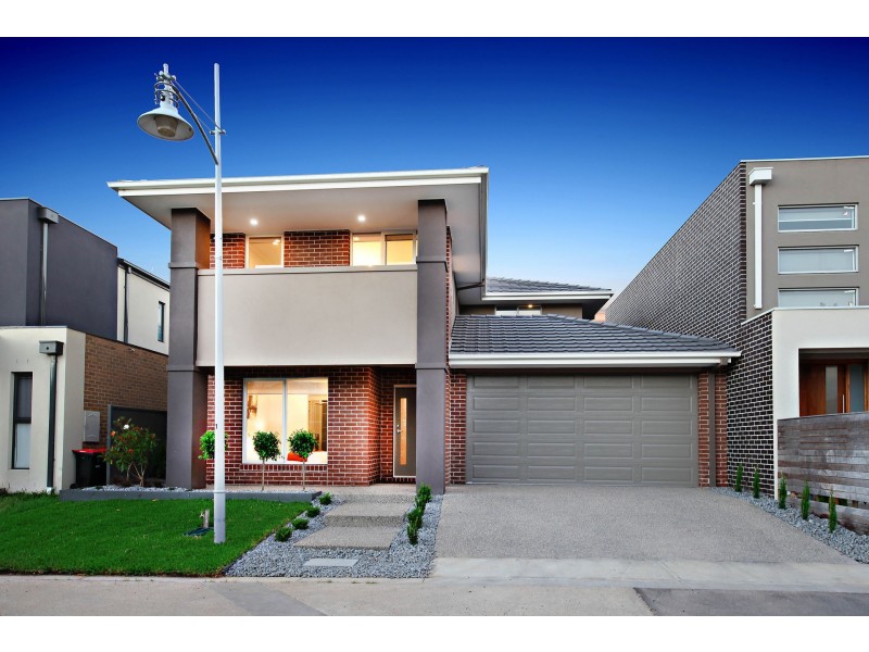 9 Beaconsfield Lane, Caroline Springs VIC 3023