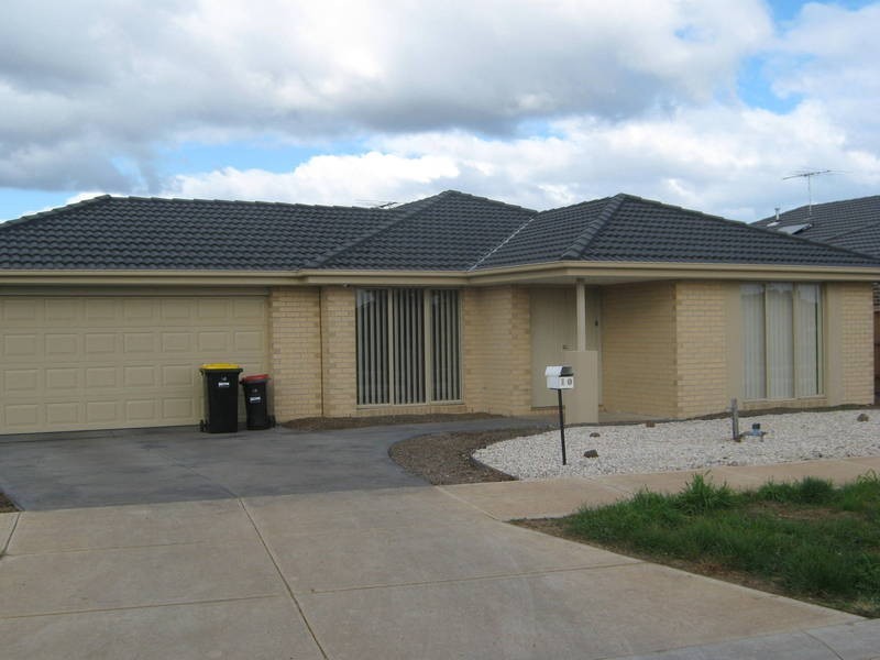 10 Langbourne Way, Burnside Heights VIC 3023