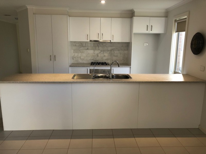 19 David Circuit, Hillside VIC 3037