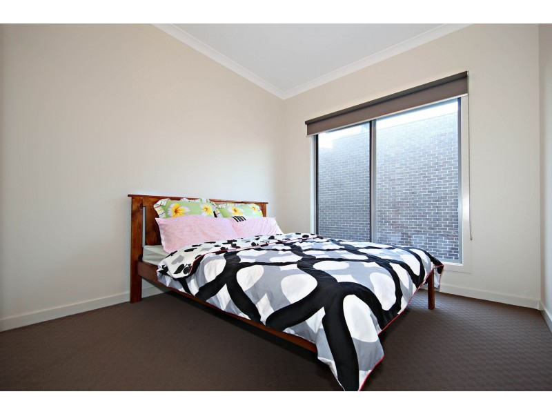 7/69-77 Lancefield Drive, Caroline Springs VIC 3023