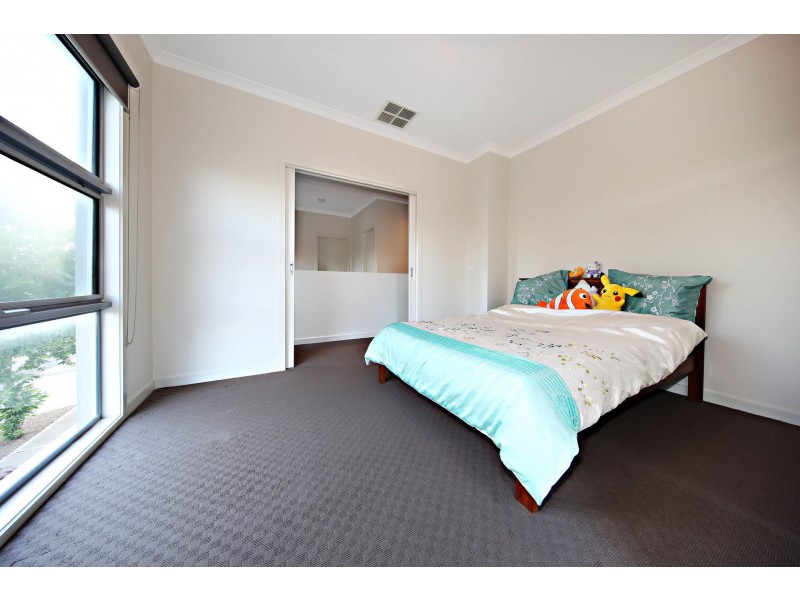 7/69-77 Lancefield Drive, Caroline Springs VIC 3023