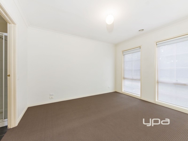 103 Chisholm Drive, Caroline Springs VIC 3023