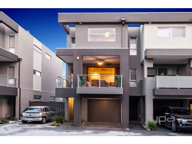 6/13 Greville Street, Caroline Springs VIC 3023
