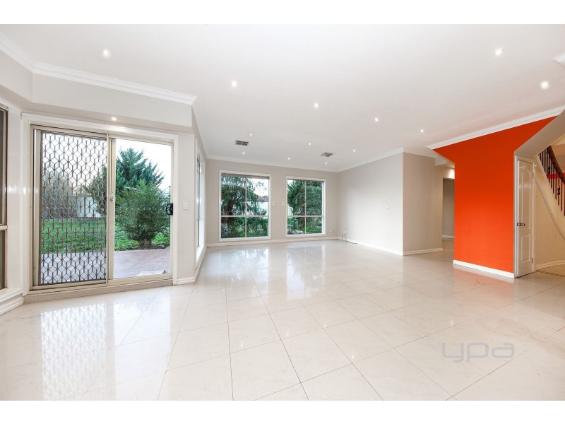 14 Lancelot Court, Hillside VIC 3037