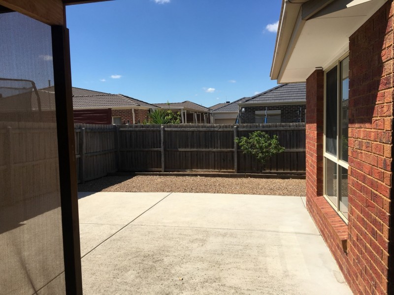 49 Jacaranda Drive, Taylors Hill VIC 3037