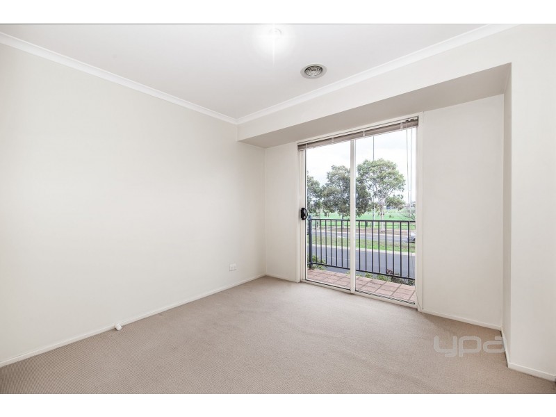 7/4 Landers Court, Caroline Springs VIC 3023