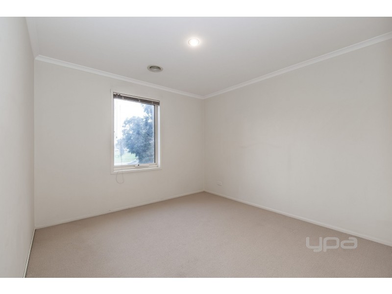 7/4 Landers Court, Caroline Springs VIC 3023