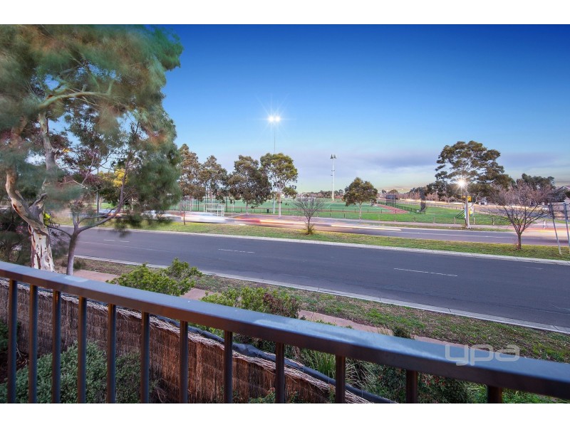 7/4 Landers Court, Caroline Springs VIC 3023