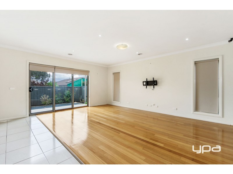 5 Longfield Way, Deer Park VIC 3023