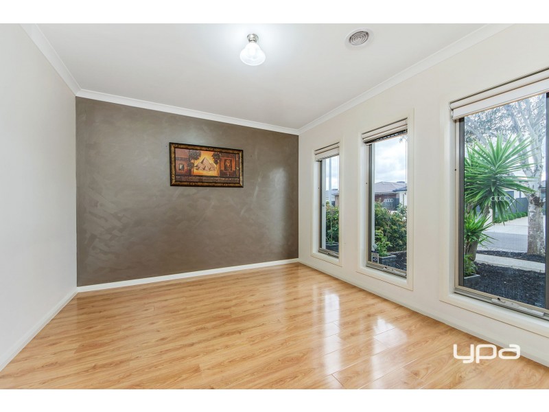 5 Longfield Way, Deer Park VIC 3023