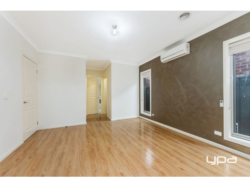 5 Longfield Way, Deer Park VIC 3023