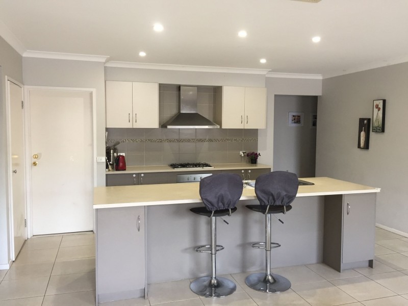 122 Tenterfield Drive, Burnside Heights VIC 3023