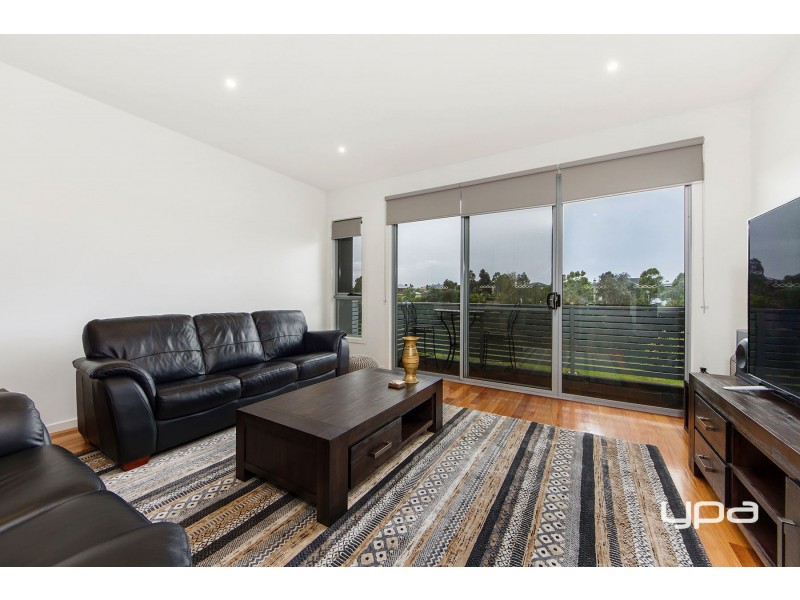 5/13 Greville Street, Caroline Springs VIC 3023