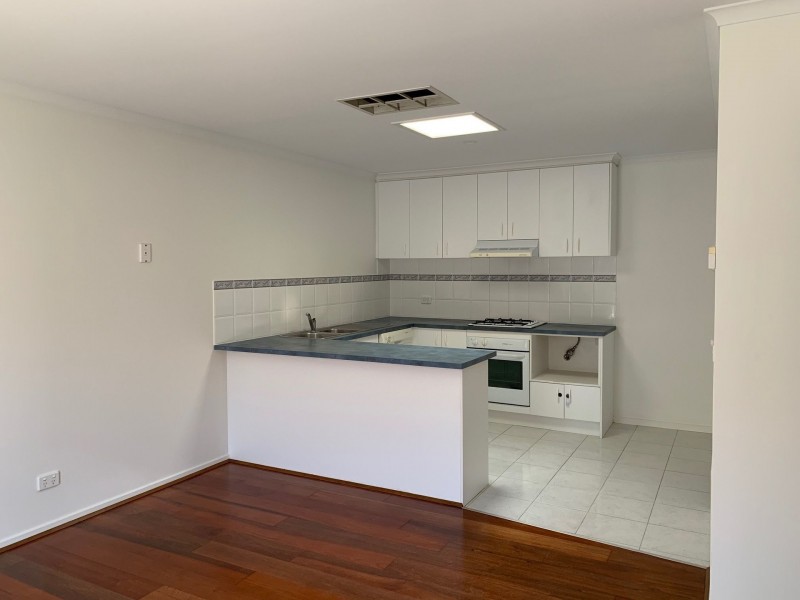 13 Grigorieva Court, Burnside VIC 3023