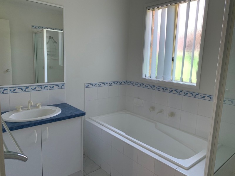 13 Grigorieva Court, Burnside VIC 3023