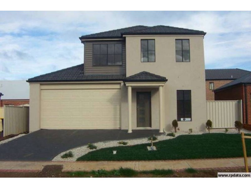 3 Cofton Street, Caroline Springs VIC 3023