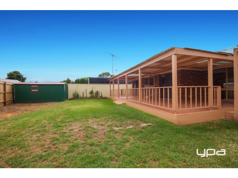 27 Coventry Drive, Werribee VIC 3030