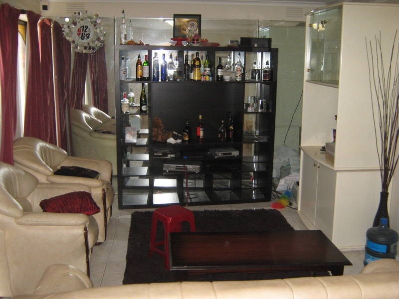 6 Glenrobe Street, Deer Park VIC 3023