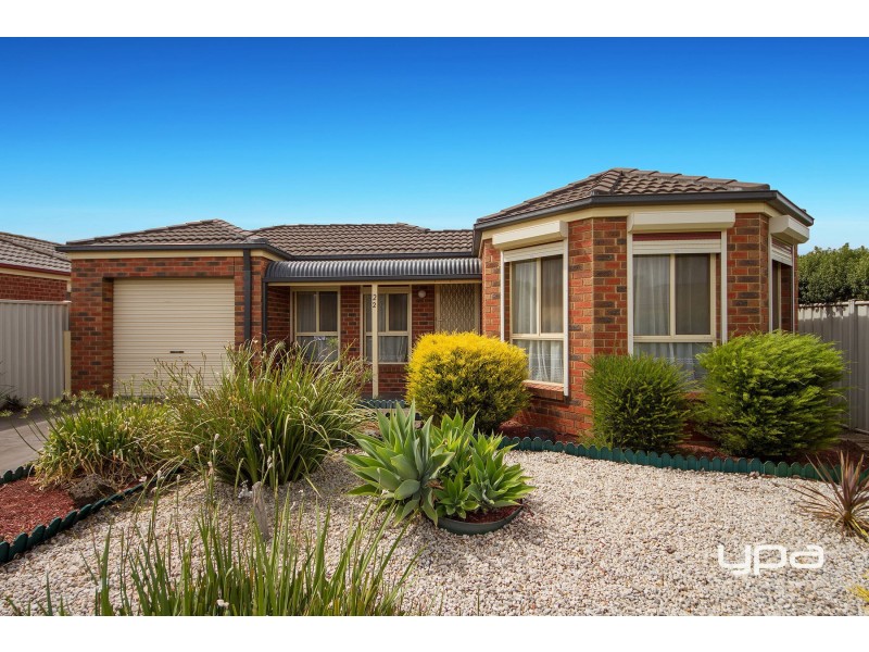 22 Macklin Way, Caroline Springs VIC 3023