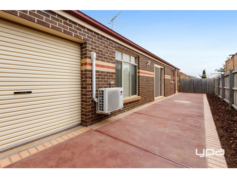 2/72 Mossfiel Drive, Hoppers Crossing VIC 3029