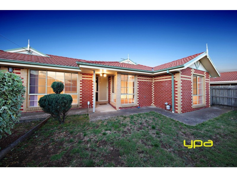 2/4 Deer Street, Deer Park VIC 3023