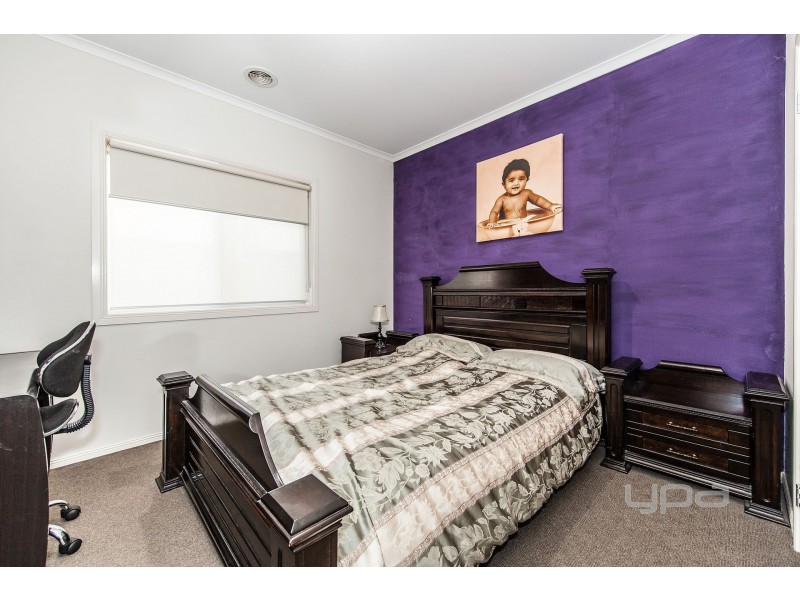 14 Hurlingham Place, Caroline Springs VIC 3023