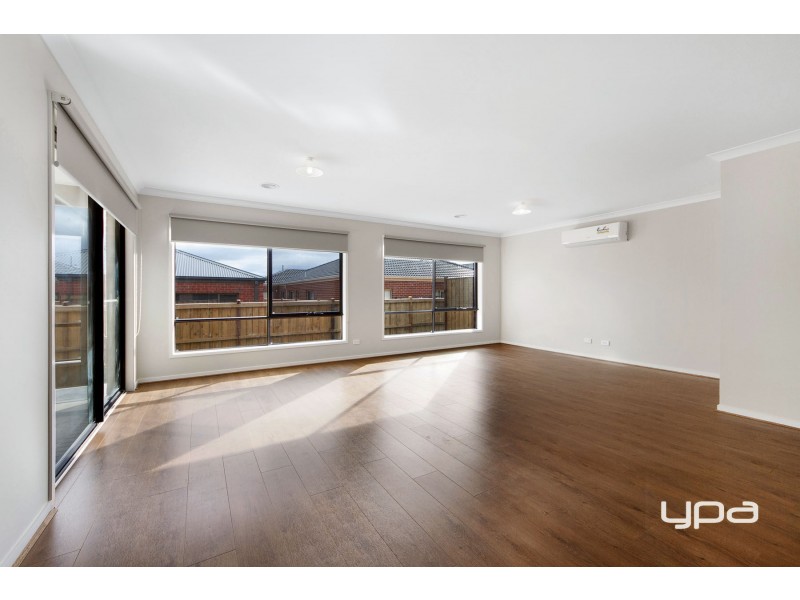 14 Easy Street, Diggers Rest VIC 3427