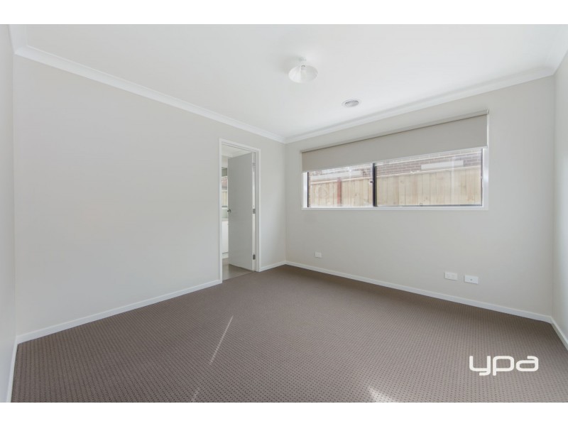 14 Easy Street, Diggers Rest VIC 3427