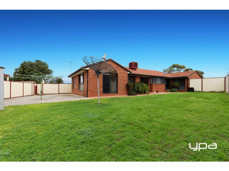 7 Panorama Drive, Hillside VIC 3037