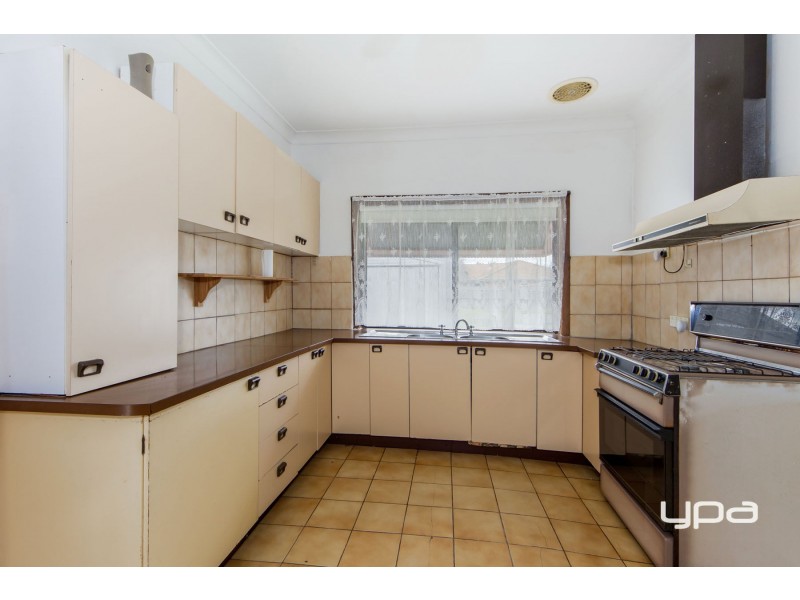 152 Power Street, St Albans VIC 3021