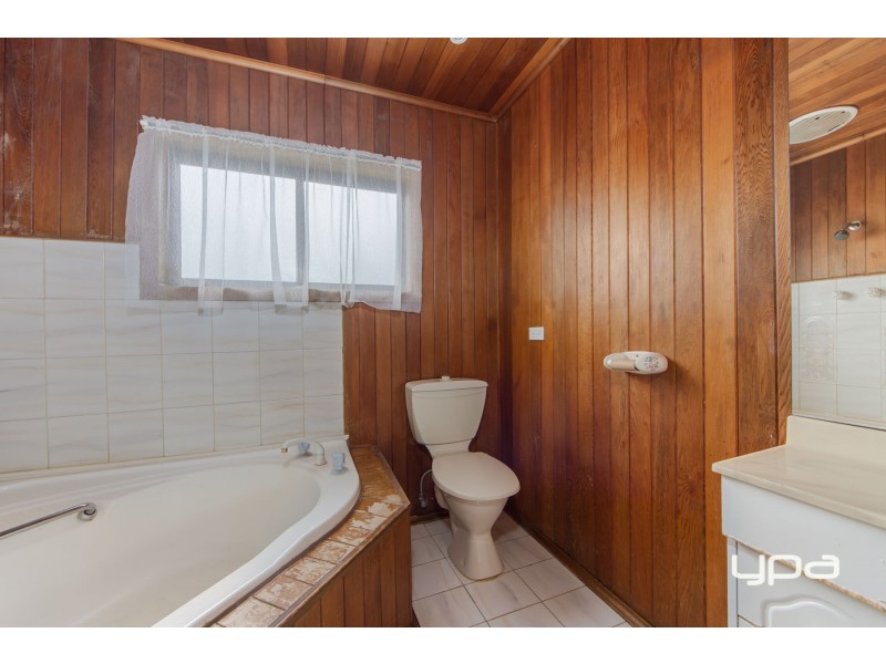 152 Power Street, St Albans VIC 3021