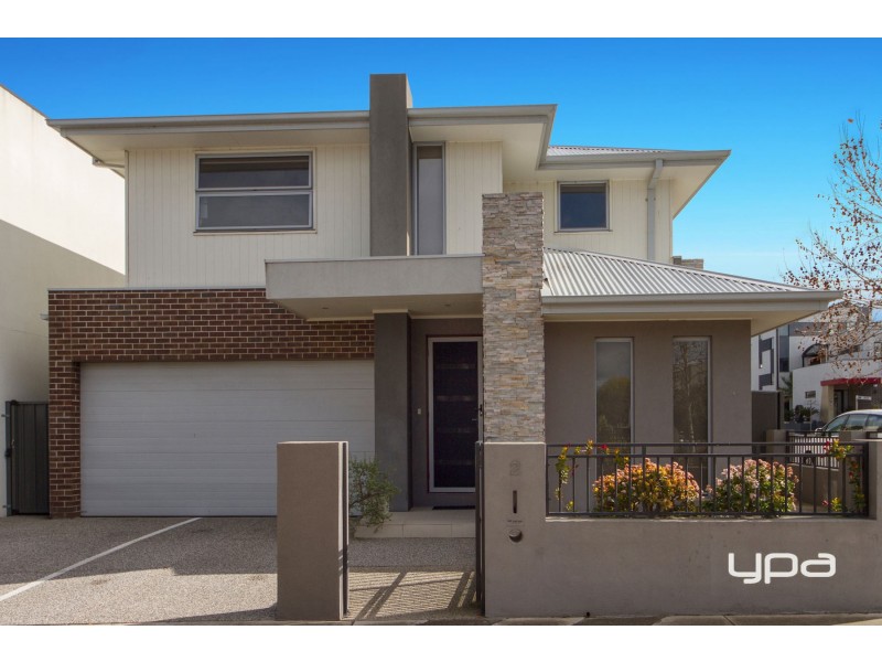 2 Meyers Lane, Caroline Springs VIC 3023