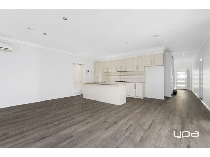 11 Wattle Park Street, Caroline Springs VIC 3023