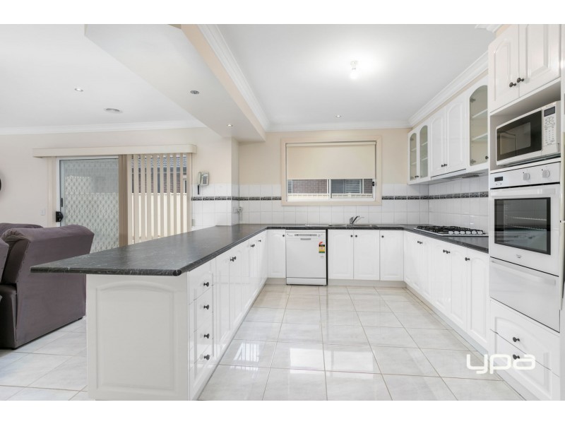 5 Conrad Terrace, Taylors Hill VIC 3037