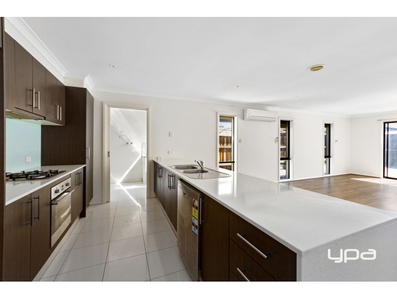 12 Regent Close, Burnside Heights VIC 3023