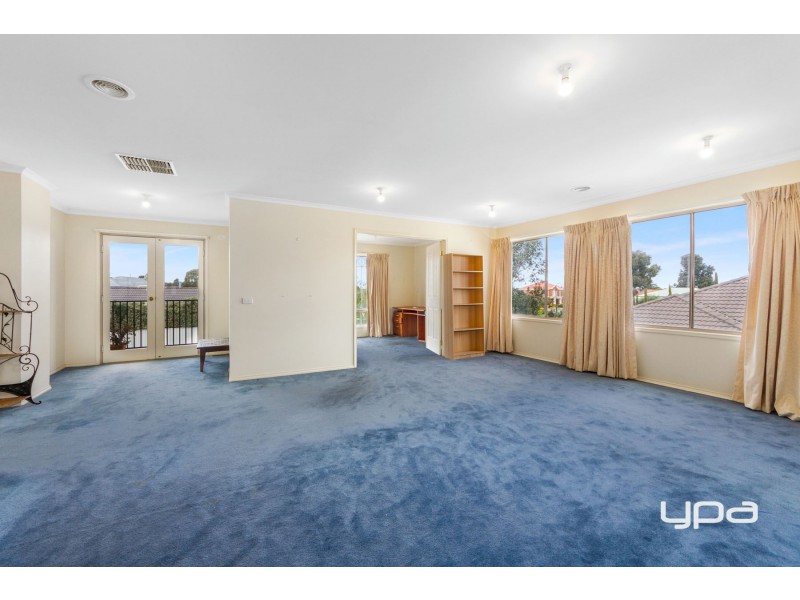 9 Tamborine Way, Caroline Springs VIC 3023