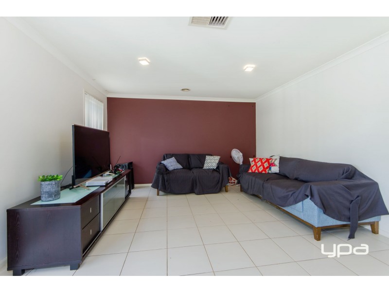 9 Muscat Avenue, Burnside Heights VIC 3023