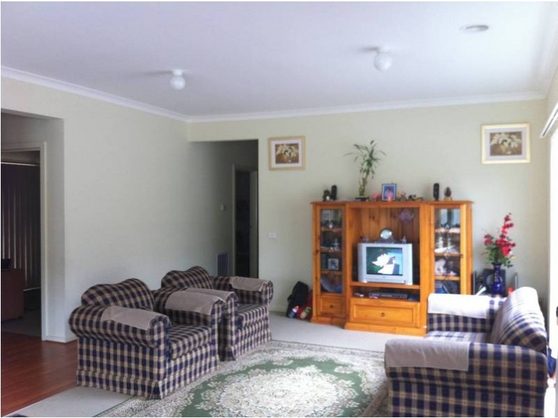 7 Condamine Terrace, Caroline Springs VIC 3023