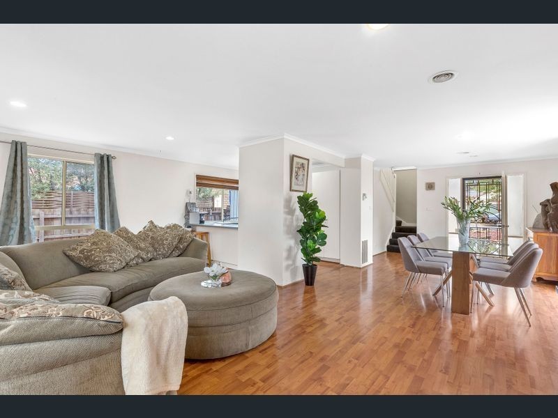 41 Kenswick Drive, Hillside VIC 3037