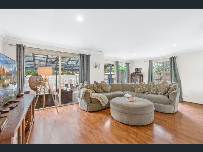 41 Kenswick Drive, Hillside VIC 3037
